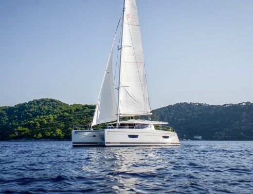 Helia 44