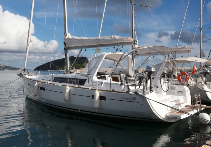 Oceanis 45 Porto Montenegro | Twist