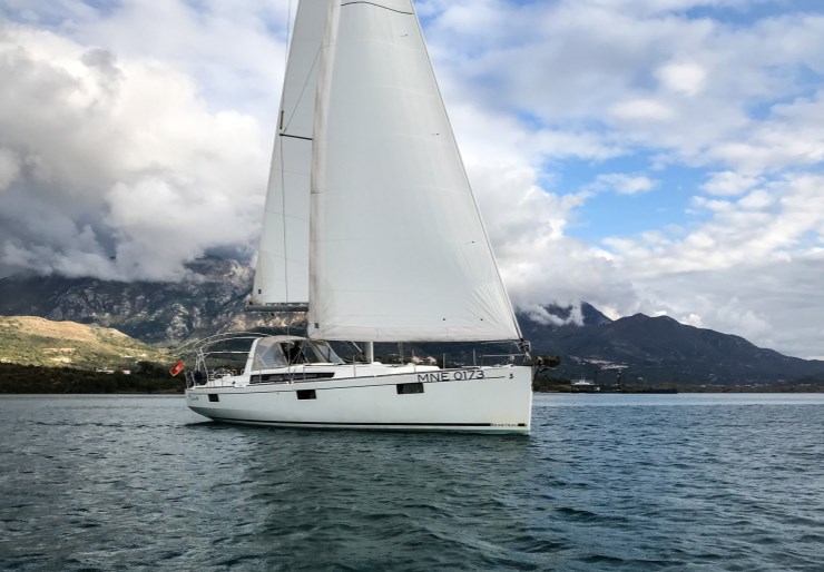 Oceanis 48 Porto Montenegro | Blues