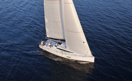 Elan E4