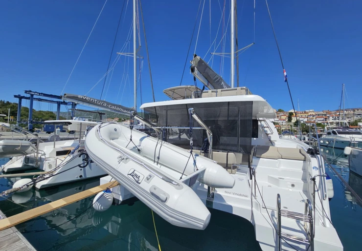 Aventura 37 Novi Vinodolski - Marina Novi | Cap Bon