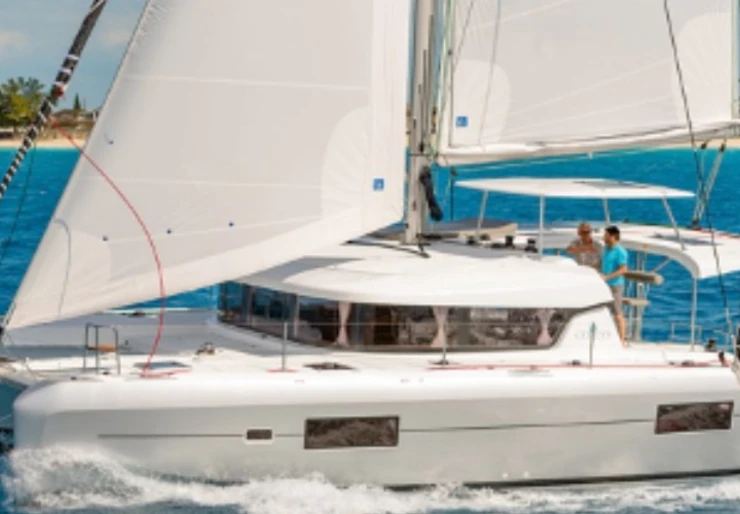 Lagoon 42 Saint Raphael | Double Trouble