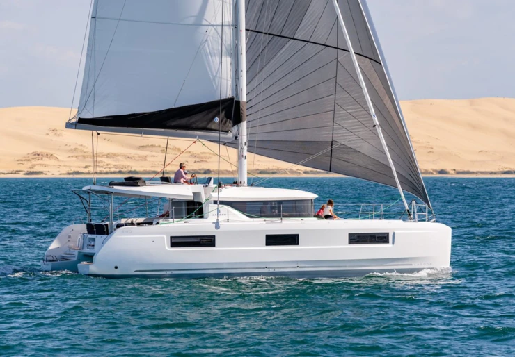 Lagoon 46 St. Raphael | Les Jumeaux
