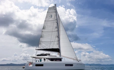 Lagoon 43