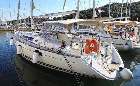 Sun Odyssey 44i