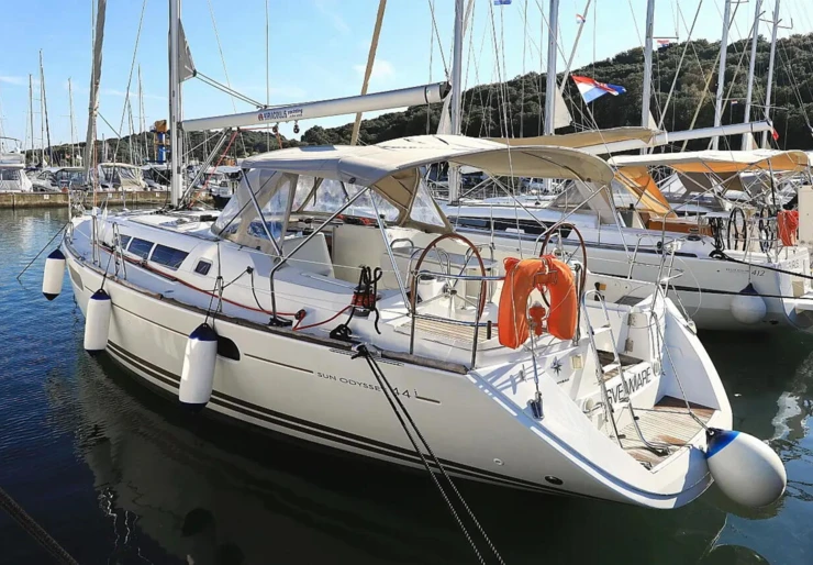 Sun Odyssey 44i Veruda | ECONOMY