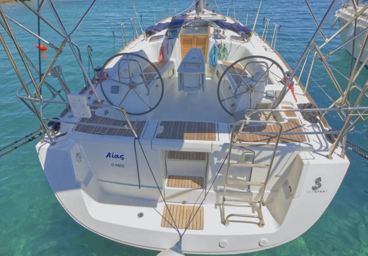 Oceanis 43 Megara - Port Pachi | Aias