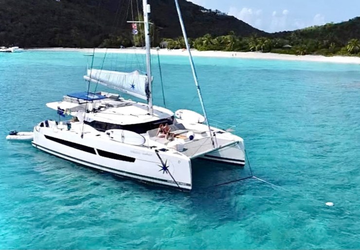 Aura 51 Eden Island Marina | V Circle