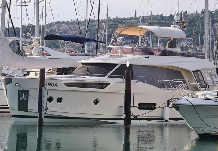 Greenline Hybrid 48 Fly Portoroz | Sarkis de Karabas