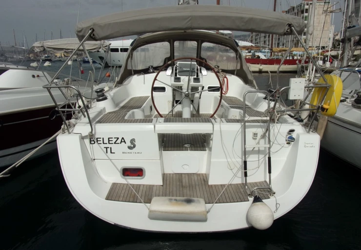 Oceanis 37 Toulon | BELEZA