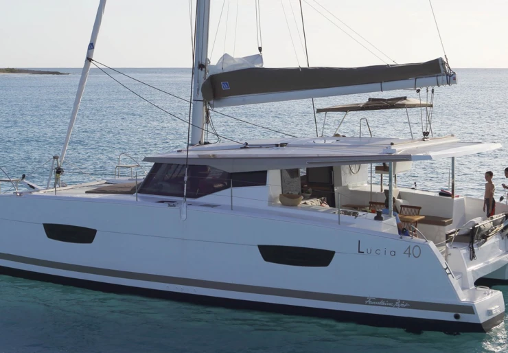 Lucia 40 Saint Raphael | Ultimo