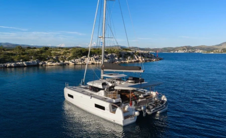 Lagoon 43