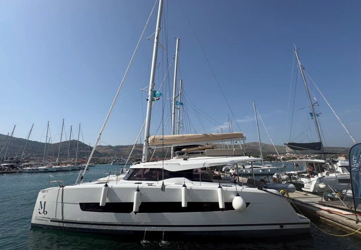 Fountaine Pajot 44 Marina SCT | Lizzie