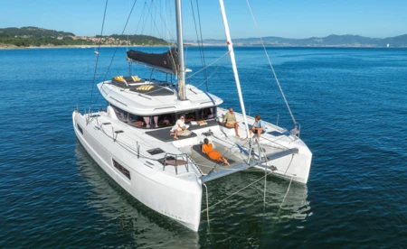 Lagoon 43