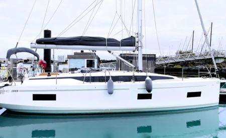 Bavaria C38