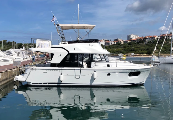 Swift Trawler 35 Marina Kornati | Max