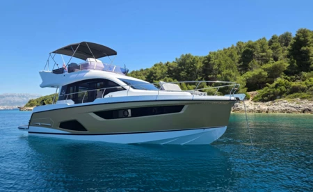 Sealine F430