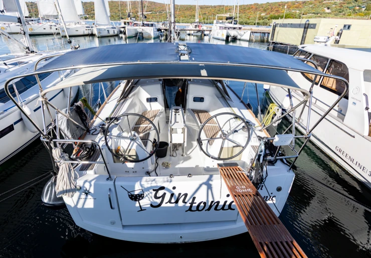 Sun Odyssey 349 Marina Punat | Gin Tonic