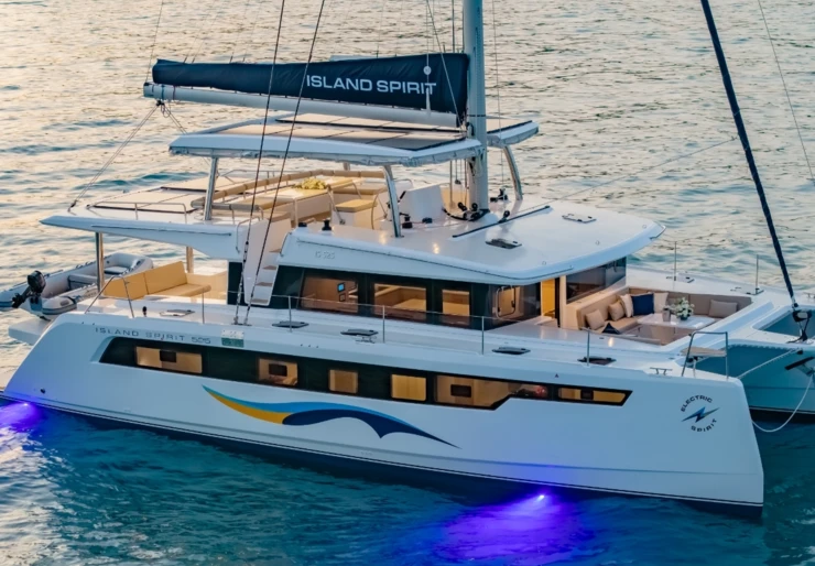 Island Spirit 525E Yacht Haven | IS525 Electric Catamaran