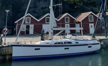 Hallberg-Rassy 400