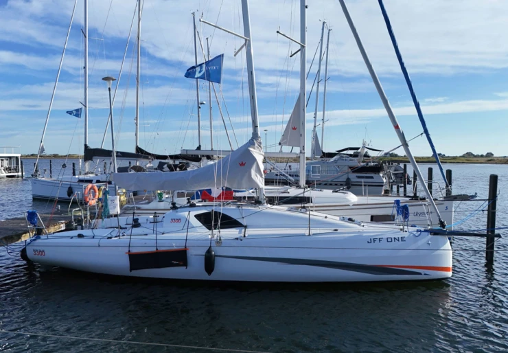 Sun Fast 3300 Heiligenhafen | JFF ONE