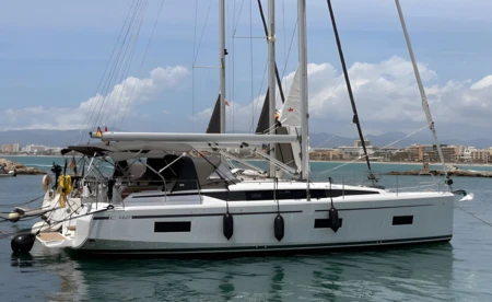 Bavaria C42
