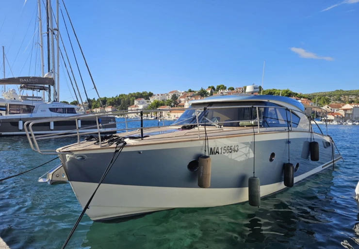 Brioni 44 ACI Marina | Brioni