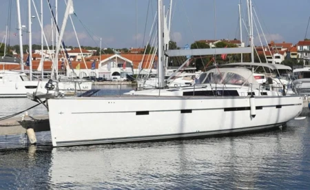 Bavaria Cruiser 56