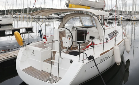 Oceanis 34