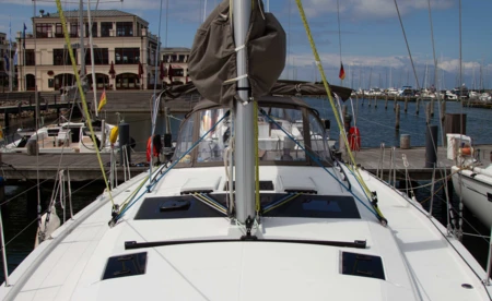Dufour 44