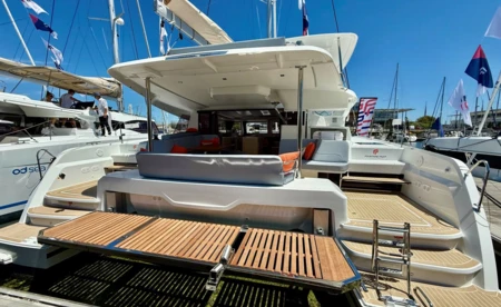 Fountaine Pajot 44