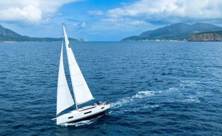 Sun Odyssey 455