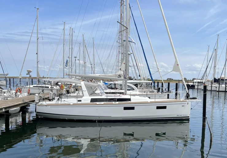 Oceanis 38.1 Barth | Nike