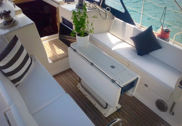 Elan 45 Lefkas harbour | Nafsika
