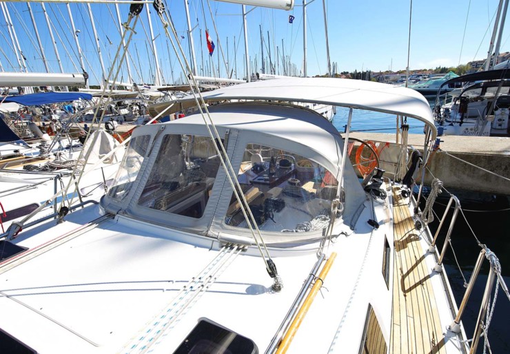 Bavaria Cruiser 37 Vodice | ORACLE