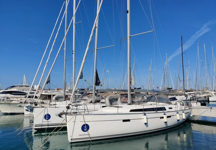 Bavaria Cruiser 46 Marina Dalmacija | Val4