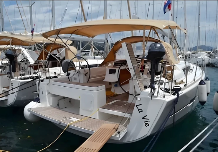 Dufour 412 GL Marina Sangulin | LA VIE