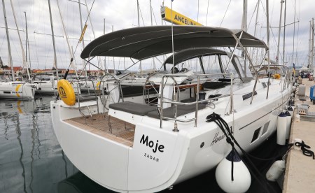 Hanse 548