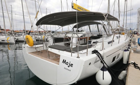 Hanse 548
