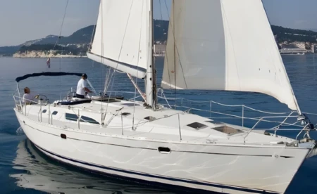 Sun Odyssey 45.2