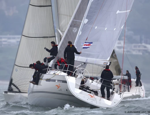 Bavaria 40