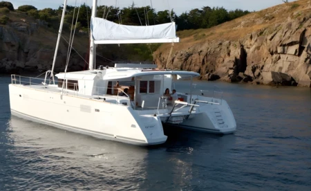 Lagoon 450 F