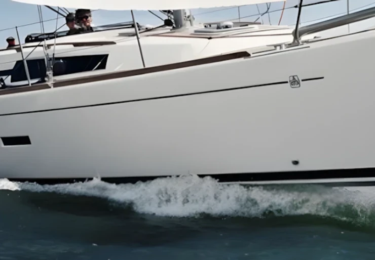 Dufour 375 GL Le Crouesty | Chifoumi