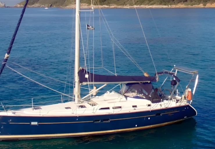 Oceanis 423 Port de Hyères | L ALLIANCE