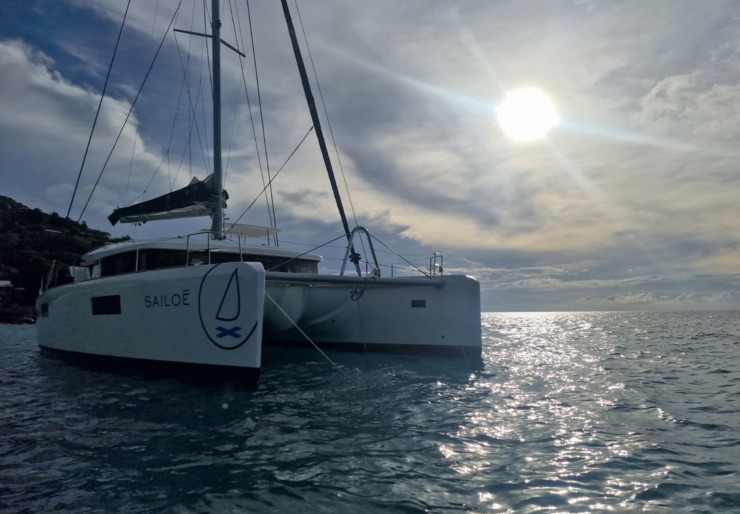 Lagoon 52 S Mahe harbour | TAKAMAKA