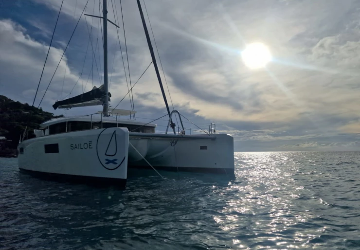 Lagoon 52 S Port de Mahé | TAKAMAKA