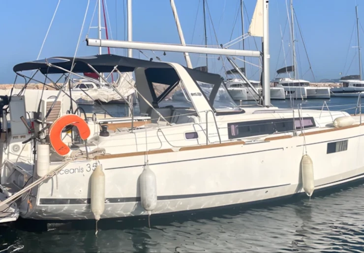 Oceanis 35.1 Port de Hyères | TURQUOISE C