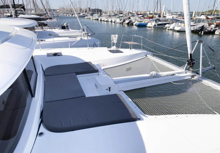 Lagoon 46 Marina Bas-du-Fort | BULA