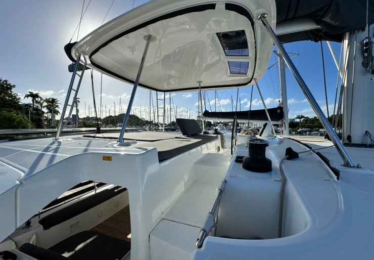 Lagoon 46 Marina Bas-du-Fort | BULA