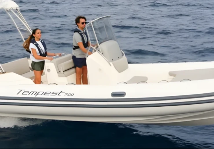 Capelli Tempest 700 Le Crouesty | one love